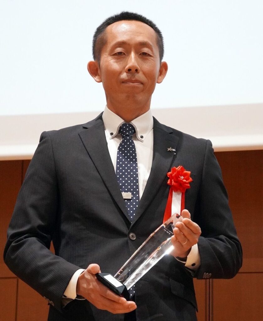 【ＤｅＮＡ】プロ野球のトレーナーでは初！ 四角純哉トレーナーが２０２５年度優秀トレーニング指導者表彰を受賞（スポーツ報知） - Yahoo!ニュース - Yahoo!ニュース