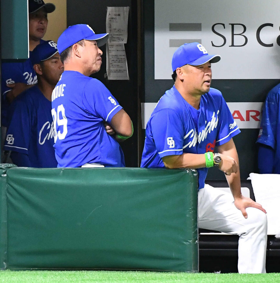 【中日】井上監督、７回の走塁ミスに怒り「恥ずかしい」「あんなプレーやってたら勝てませんわ」（日刊スポーツ） - Yahoo!ニュース - Yahoo!ニュース