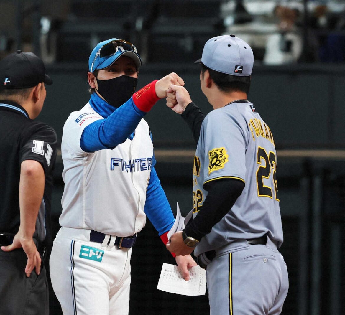 日本ハム・新庄監督と阪神・球児監督が笑顔でグータッチ 前日から一転、球場大歓声(スポニチアネックス) – Yahoo!ニュース – Yahoo!ニュース 日本ハム・新庄監督と阪神・球児監督が笑顔でグータッチ 前日から一転、球場大歓声(スポニチアネックス) - Yahoo!ニュース - Yahoo!ニュース