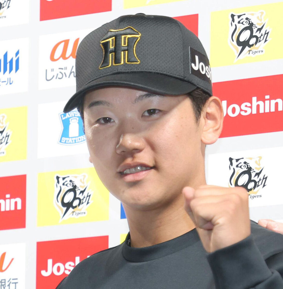 【阪神】門別啓人が勝ち越し2ラン献上 同点直後に痛い一発(スポーツ報知) – Yahoo!ニュース 【阪神】門別啓人が勝ち越し2ラン献上 同点直後に痛い一発(スポーツ報知) - Yahoo!ニュース