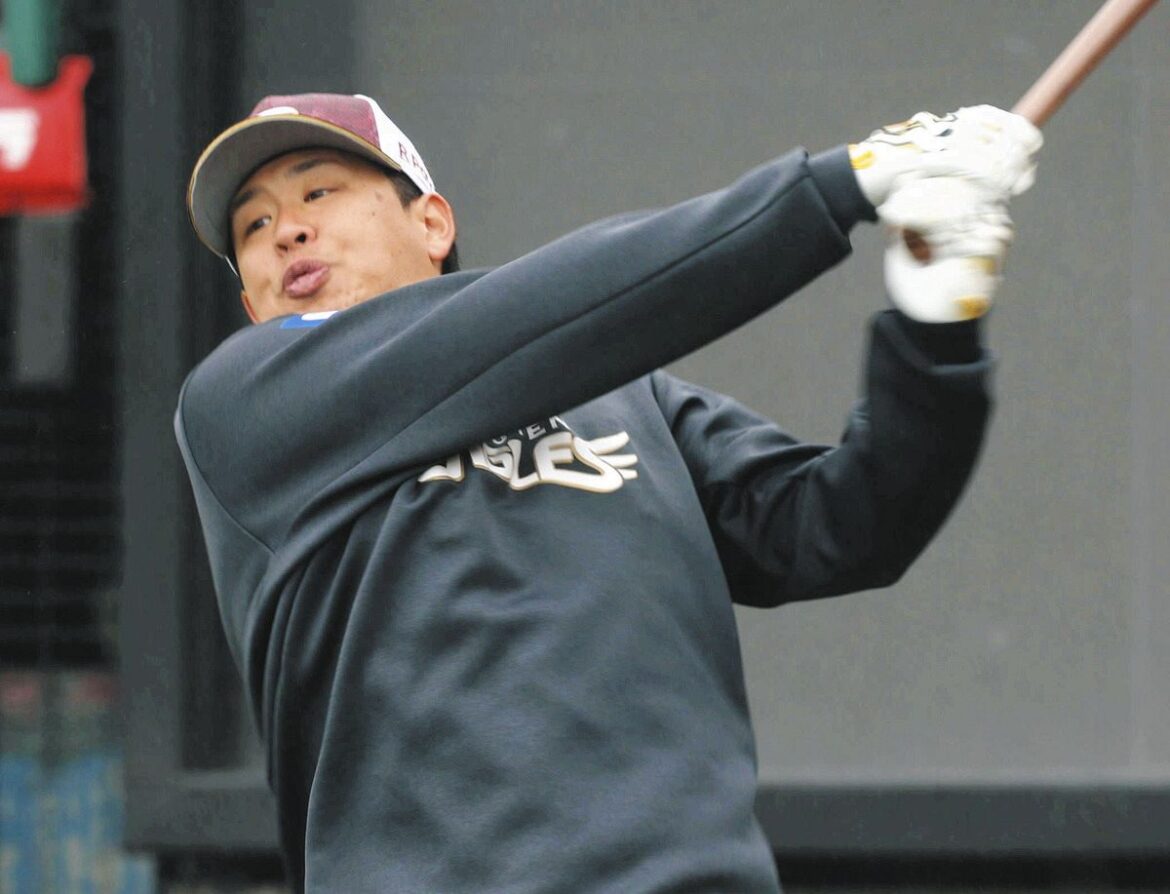 楽天・浅村栄斗、再び『2000』の偉業達成 通算2000試合出場は「ずっと使ってもらってきた結果」と感謝（中日スポーツ） - Yahoo!ニュース - Yahoo!ニュース