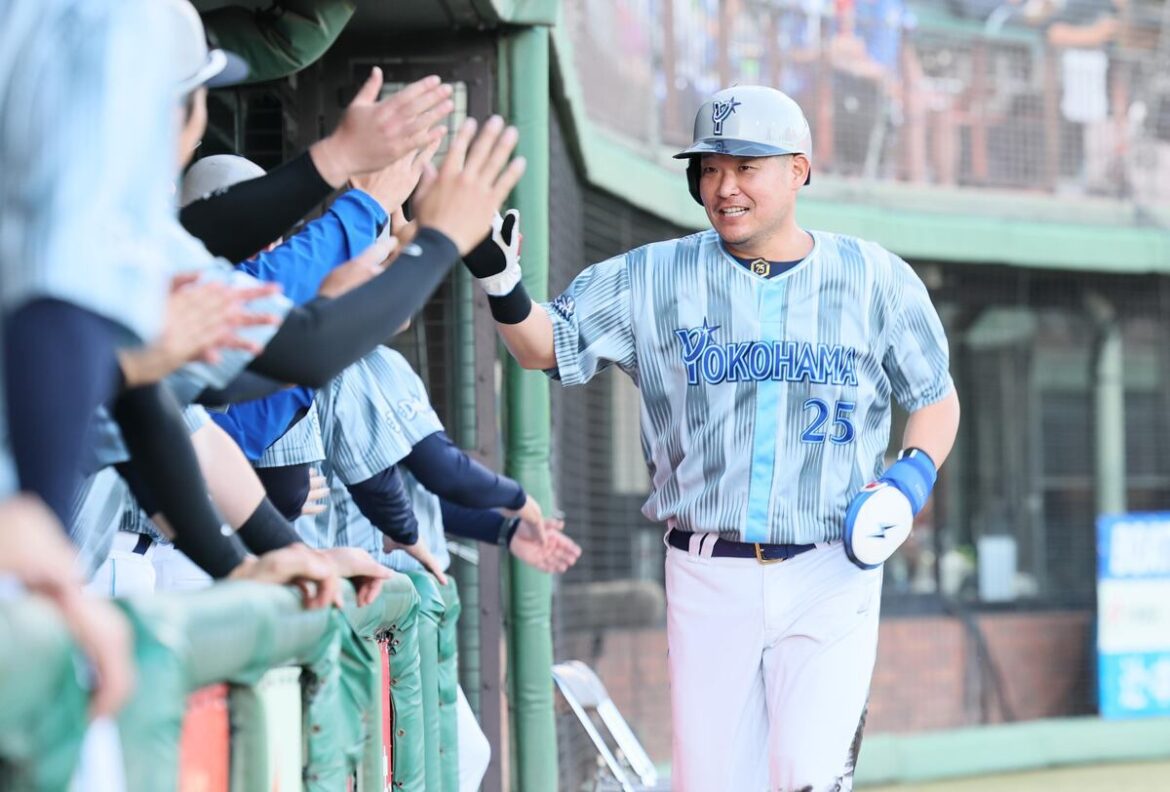 DeNA・三浦大輔監督、球団4人目の通算300勝! 筒香嘉智V打!1軍昇格後3戦連続安打で復調の予カ~ン(サンケイスポーツ) – Yahoo!ニュース – Yahoo!ニュース DeNA・三浦大輔監督、球団4人目の通算300勝! 筒香嘉智V打!1軍昇格後3戦連続安打で復調の予カ~ン(サンケイスポーツ) - Yahoo!ニュース - Yahoo!ニュース