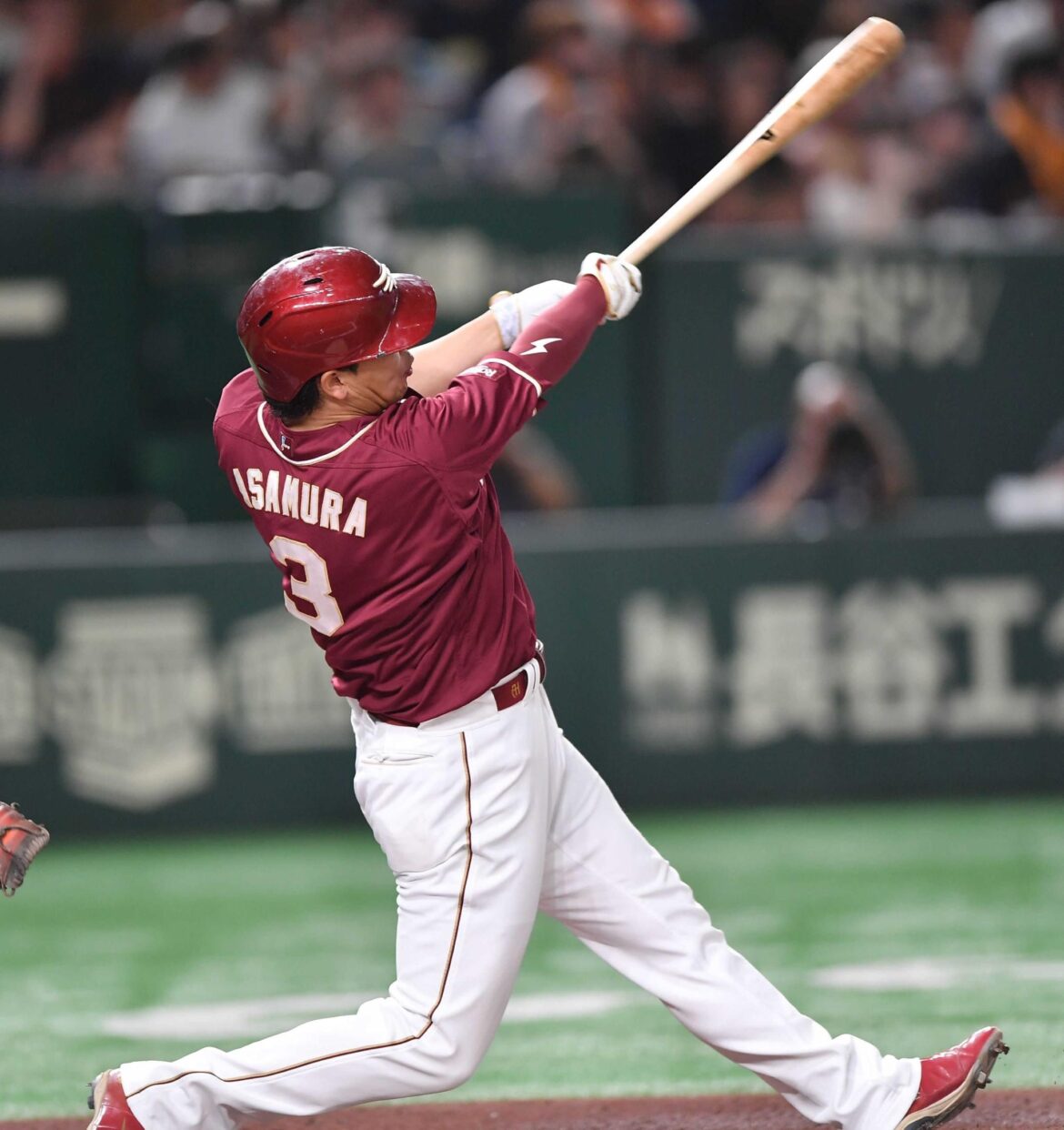 楽天・浅村決勝弾！同じ背番号「３」、ミスターしのぶ「野球界でなくてはならない存在」（デイリースポーツ） - Yahoo!ニュース - Yahoo!ニュース