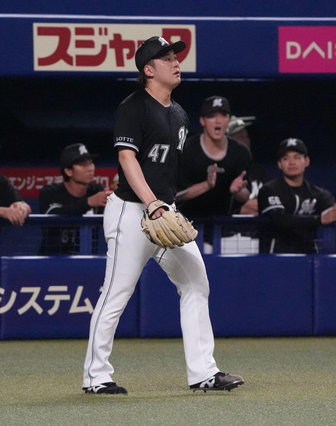 【ロッテ】悪夢のサヨナラ負けで借金14 ９回２点差ひっくり返される 鈴木昭汰が押し出し四球（日刊スポーツ） - Yahoo!ニュース - Yahoo!ニュース