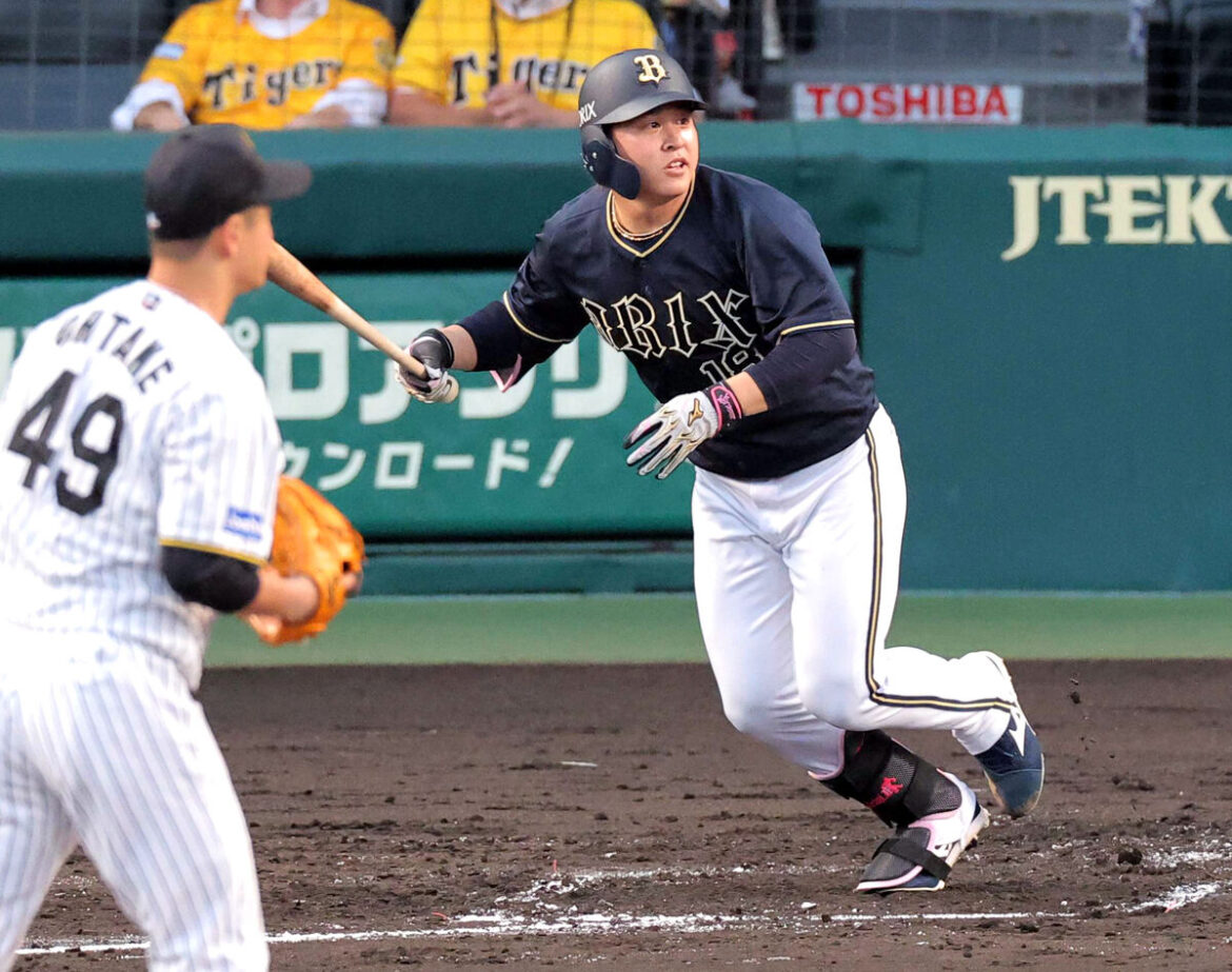 ３回、２年ぶりの打席で三ゴロに倒れた宮城（カメラ・朝田　秀司）