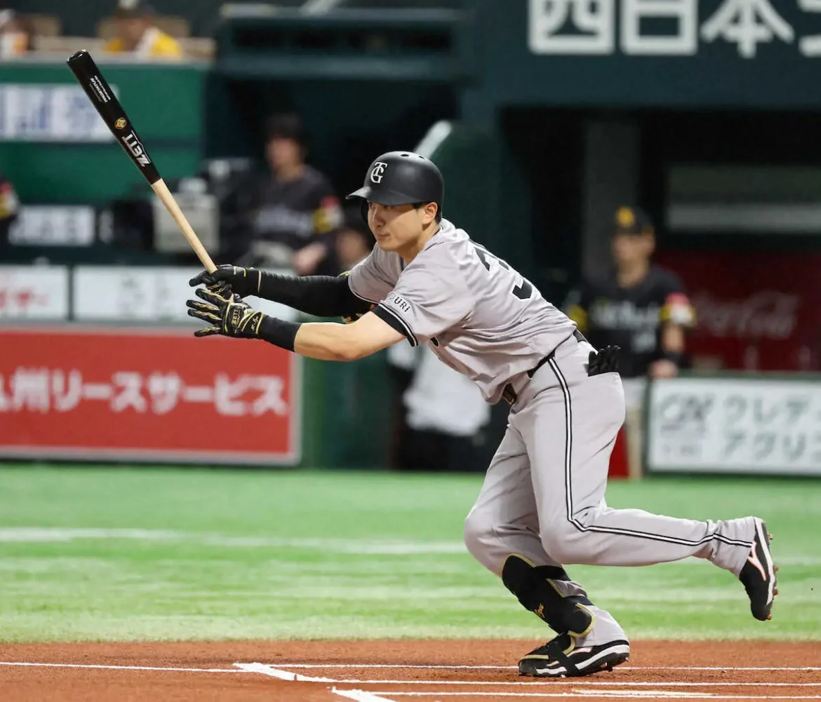 巨人・泉口友汰　4の2で打率.297から.302に上昇　セ・リーグ首位打者に返り咲く - スポニチ Sponichi Annex 野球