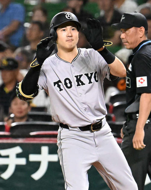 巨人泉口がマルチ安打で打率リーグ1位に浮上 パはソフトバンク柳町が.362 トップ5一覧 – nikkansports.com 巨人泉口(2025年6月撮影)