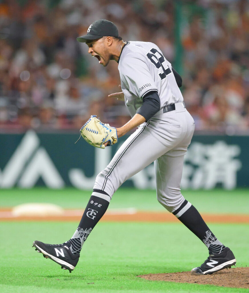 マルティネスが山口鉄也超え！巨人リリーフ投手最長２５回２／３無失点記録「常にアウトを取ることに集中」（スポーツ報知） - Yahoo!ニュース - Yahoo!ニュース