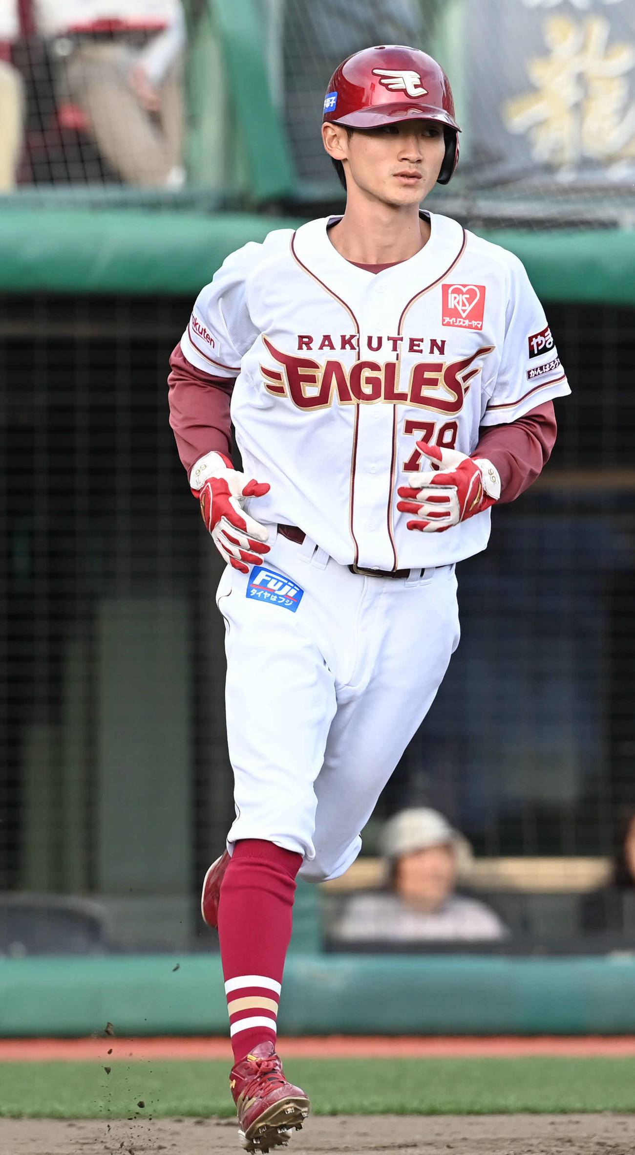 24年3月　西武戦に代走で一軍初出場