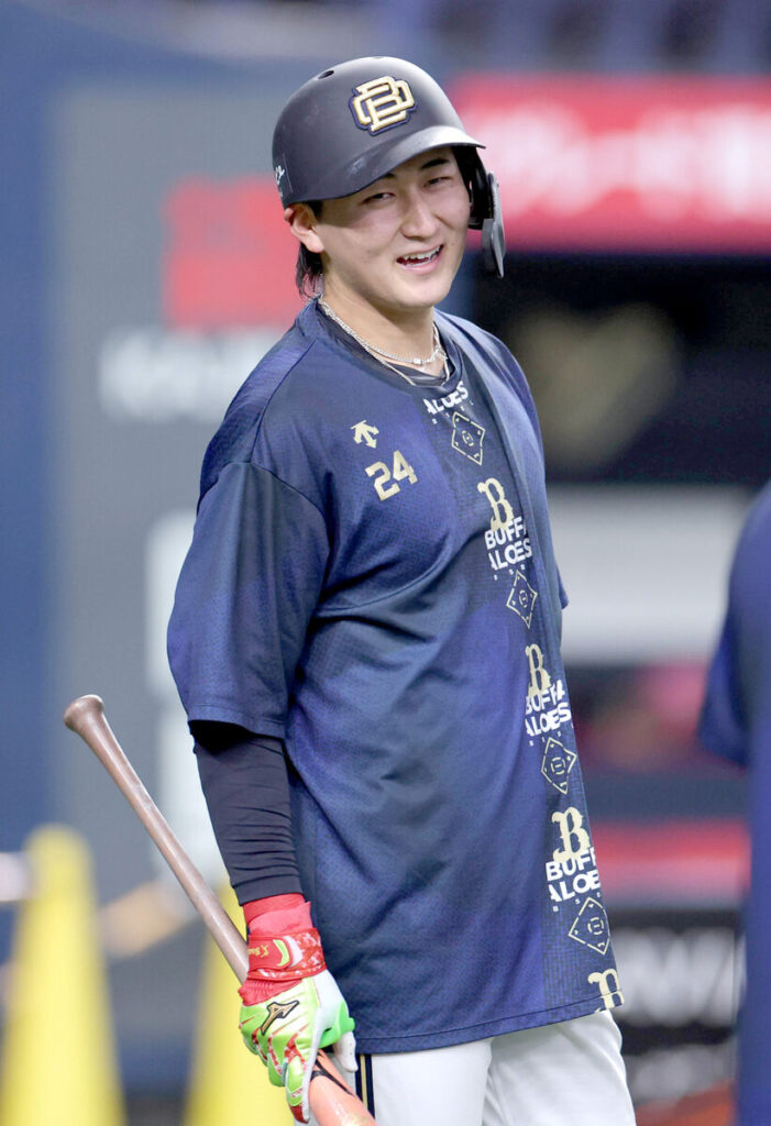 【オリックス】１２日ＤｅＮＡ戦で右前腕部に死球の紅林弘太郎が「７番・遊撃」で３戦ぶり先発復帰…スタメン発表（スポーツ報知） - Yahoo!ニュース - Yahoo!ニュース