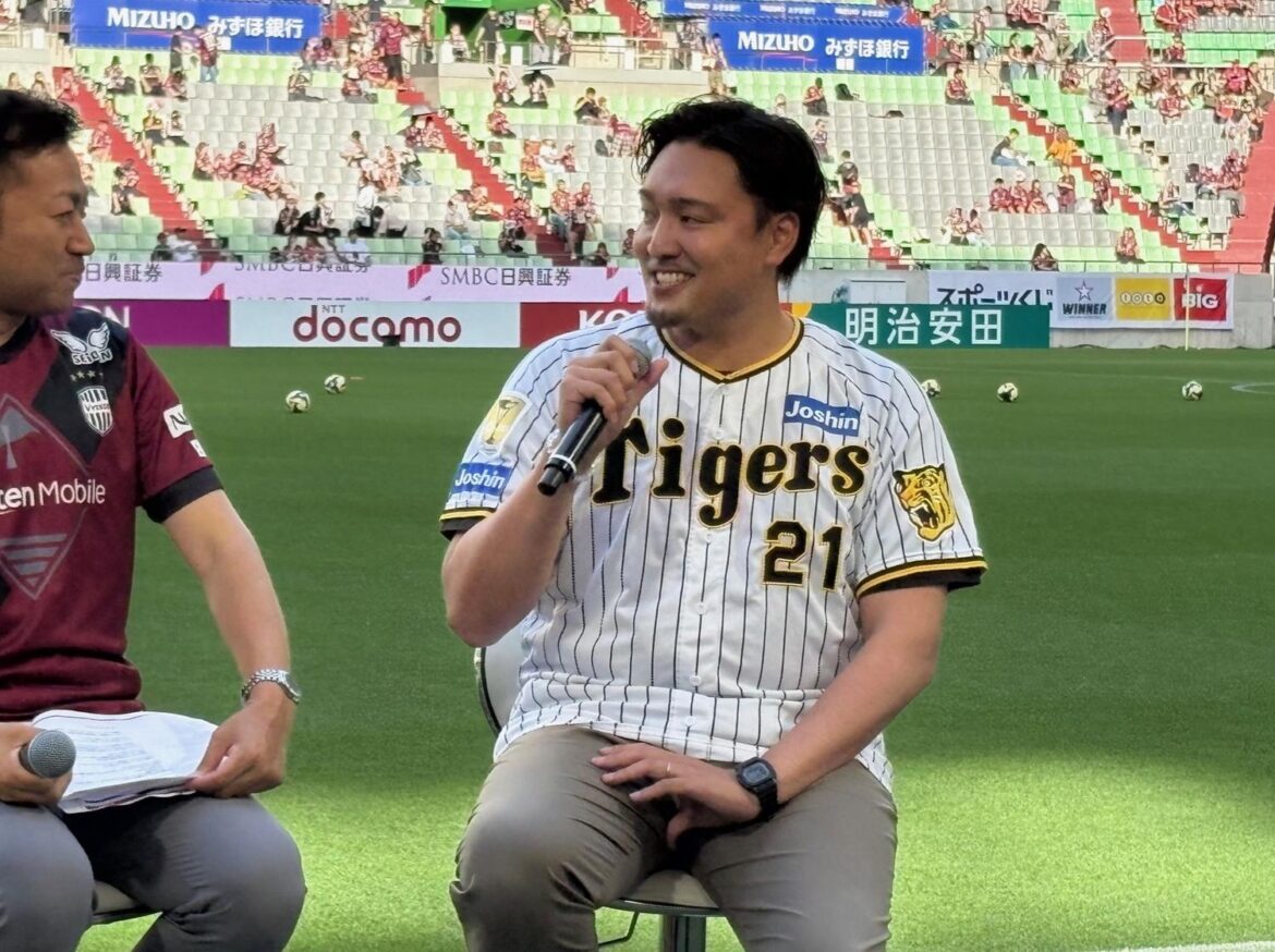 【神戸】阪神の秋山拓巳アンバサダー来場 キックイン前に「きれいなストレート蹴りたい」と意欲(日刊スポーツ) – Yahoo!ニュース – Yahoo!ニュース 【神戸】阪神の秋山拓巳アンバサダー来場 キックイン前に「きれいなストレート蹴りたい」と意欲(日刊スポーツ) - Yahoo!ニュース - Yahoo!ニュース