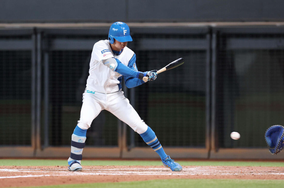 【日本ハム】“中島の９球”「野球は９回２死から」ミラクル大逆転サヨナラにつなぐ「大きな」四球（日刊スポーツ） - Yahoo!ニュース - Yahoo!ニュース