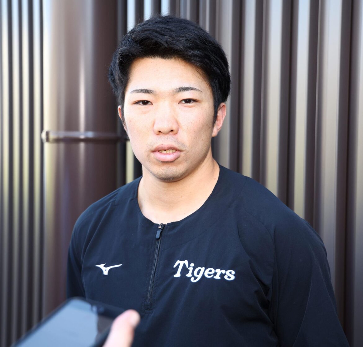 阪神・石井が練習再開「日常生活は普通に送れている」 復帰時期は未定 6日に打球が頭部直撃、1週間の自宅静養を経て(デイリースポーツ) – Yahoo!ニュース – Yahoo!ニュース 阪神・石井が練習再開「日常生活は普通に送れている」 復帰時期は未定 6日に打球が頭部直撃、1週間の自宅静養を経て(デイリースポーツ) - Yahoo!ニュース - Yahoo!ニュース
