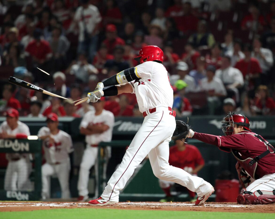 完封負け１０度目の広島 深刻“左腕アレルギー” 新井監督は早川に脱帽も朝山打撃コーチ「ウチは左に弱い」（デイリースポーツ） - Yahoo!ニュース - Yahoo!ニュース