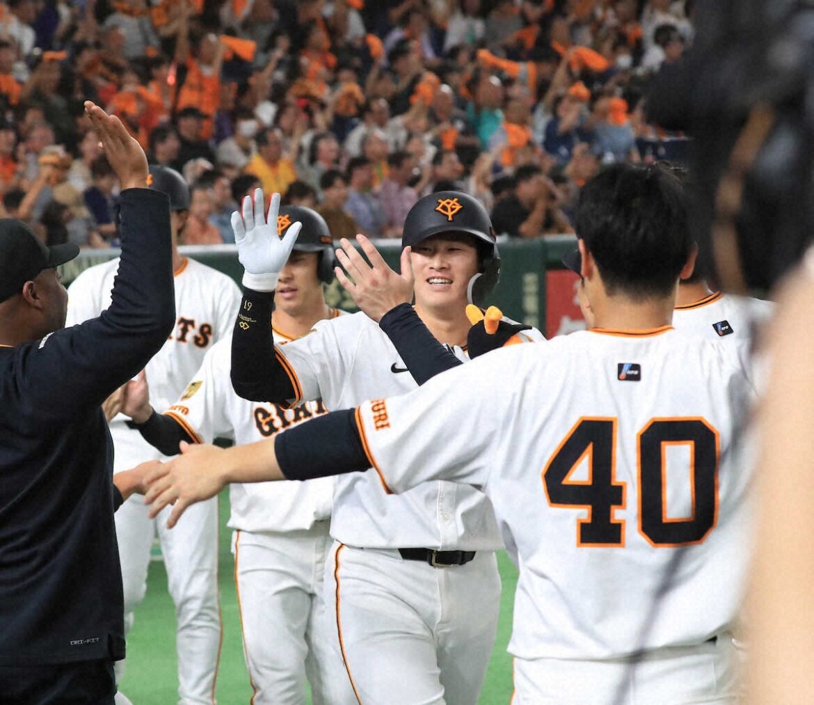 巨人が逆転勝ちで1週間ぶり貯金生活 二塁も踏めない劣勢から投手交代を機に一挙5点 増田陸V3ラン(スポニチアネックス) – Yahoo!ニュース – Yahoo!ニュース 巨人が逆転勝ちで1週間ぶり貯金生活 二塁も踏めない劣勢から投手交代を機に一挙5点 増田陸V3ラン(スポニチアネックス) - Yahoo!ニュース - Yahoo!ニュース