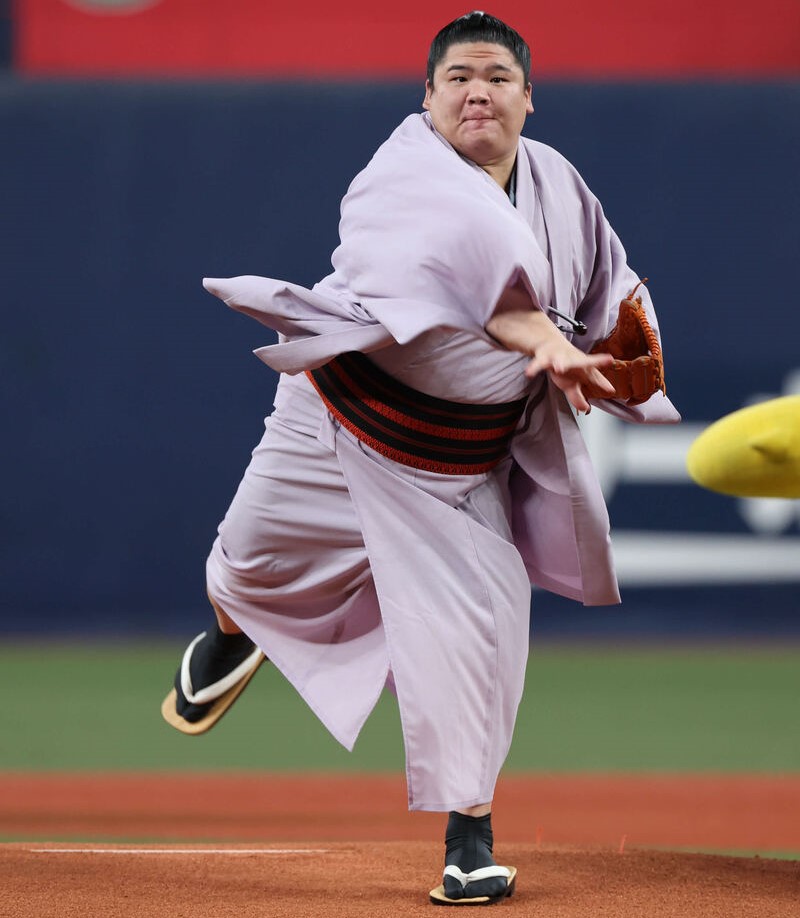 6月3日のオリックス対広島で特別始球式に登板する大相撲の宇良