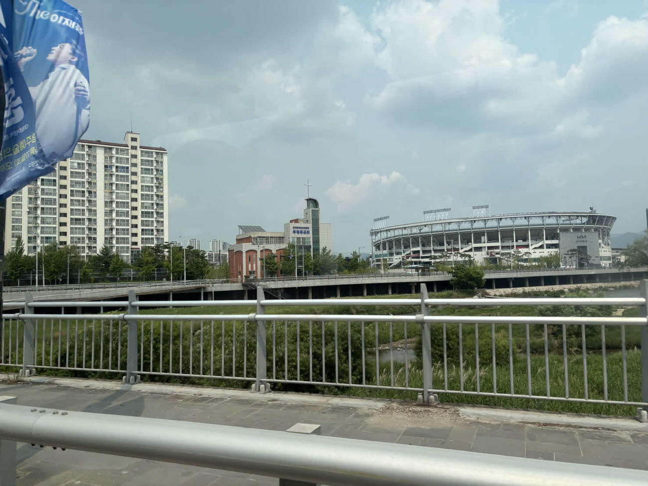 光州市の起亜チャンピオンズフィールド(撮影・只松憲)