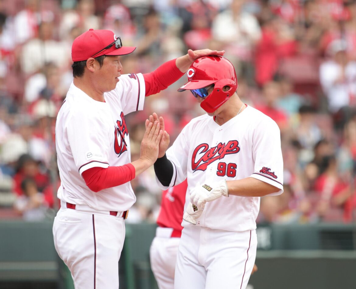 広島・新井監督の思い切った采配には選手に対する信頼感が伝わってくる リーグ戦再開へ士気も高まる 安仁屋宗八氏が指摘(デイリースポーツ) – Yahoo!ニュース – Yahoo!ニュース 広島・新井監督の思い切った采配には選手に対する信頼感が伝わってくる リーグ戦再開へ士気も高まる 安仁屋宗八氏が指摘(デイリースポーツ) - Yahoo!ニュース - Yahoo!ニュース