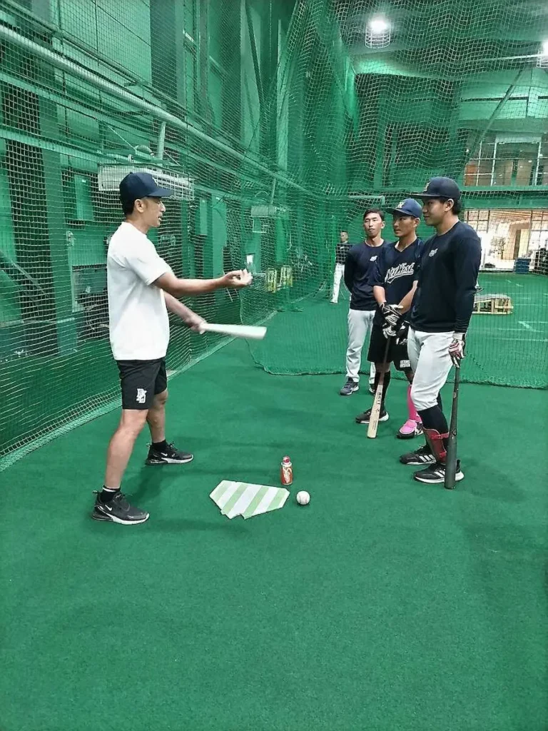 元阪神監督の矢野燿大氏がNTT西日本の臨時コーチに就任　約4時間にわたり初指導 - スポニチ Sponichi Annex 野球