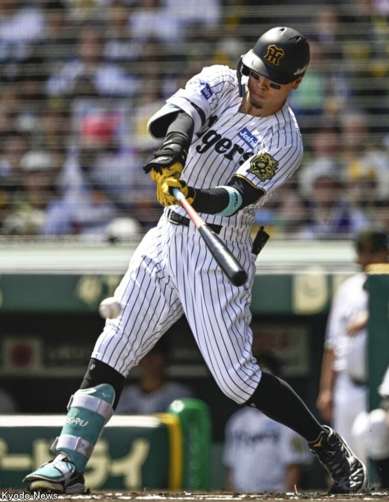 37年ぶり「ミスタータイガース」誕生へ…佐藤輝明「三冠王＆40-20＆日本一」トリプル達成が最低条件？（ベースボールキング） - Yahoo!ニュース - Yahoo!ニュース