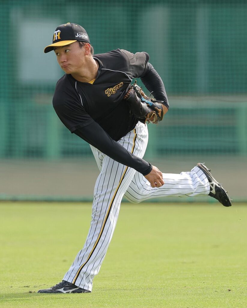 阪神・森木大智、2軍調整中の石井に質問攻め 一線級の技を吸収中(サンケイスポーツ) – Yahoo!ニュース – Yahoo!ニュース サンケイスポーツ