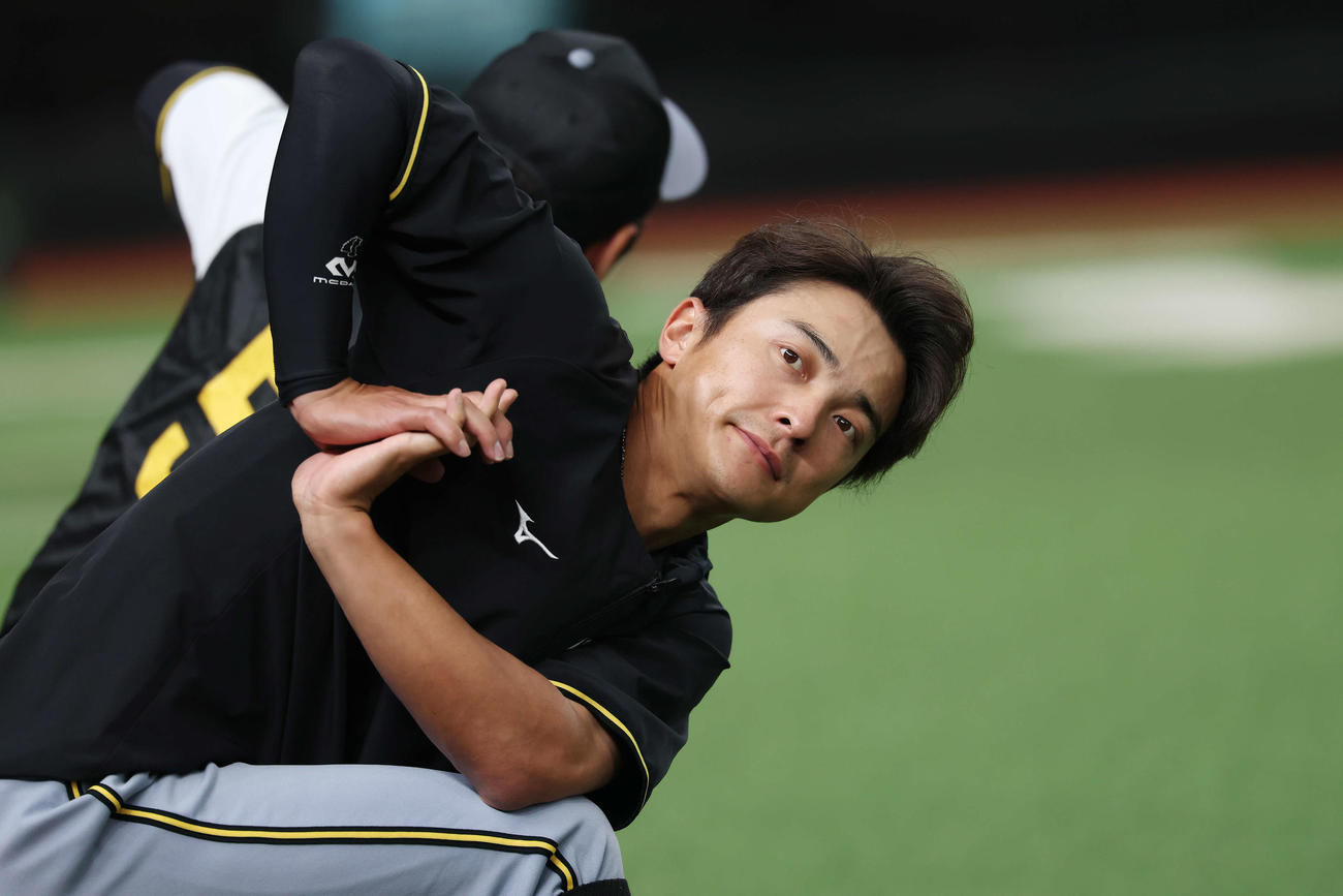 西武対阪神 試合前練習に臨む阪神熊谷(2025年6月10日撮影)