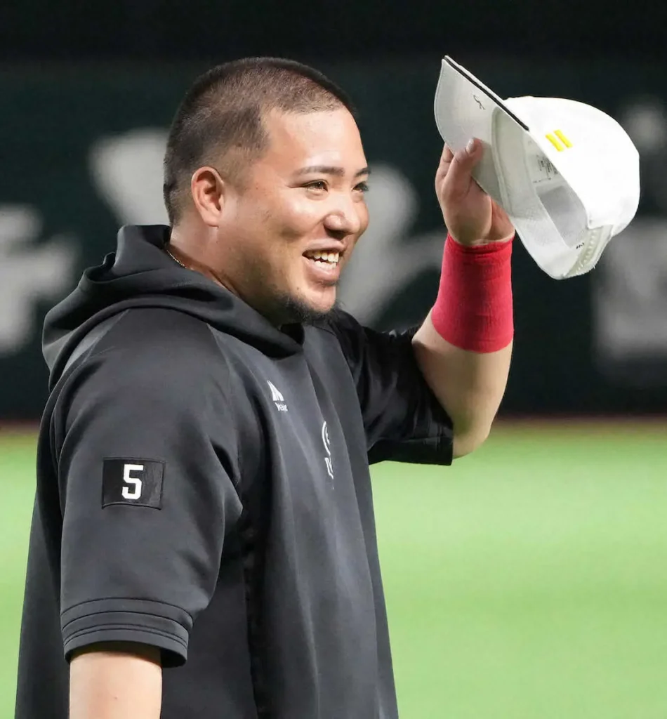 ソフトバンク　山川が丸刈りで1軍に再合流「夏ですし」日本ハムのレイエスにも、あやかり - スポニチ Sponichi Annex 野球