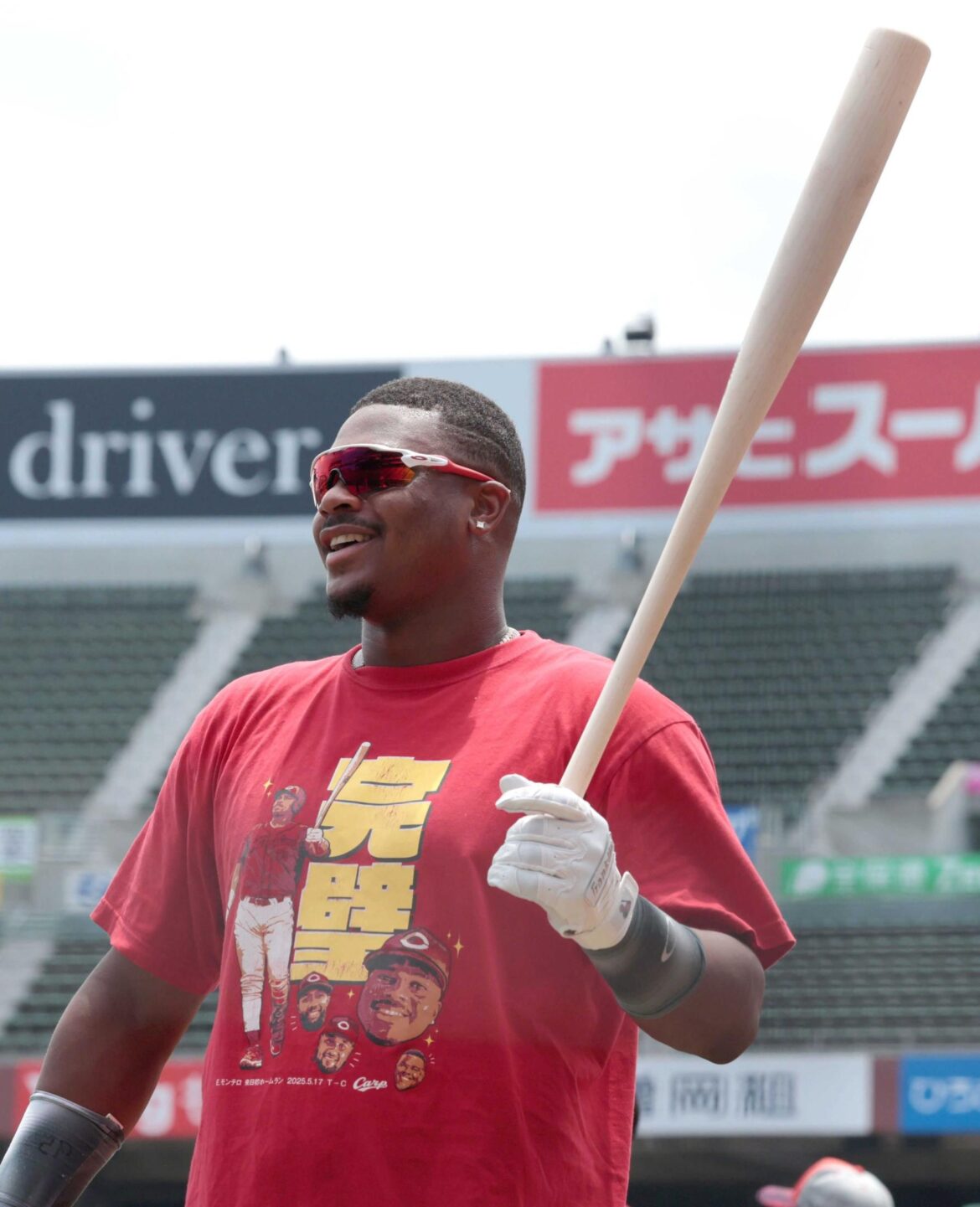 広島・モンテロ長打量産宣言「求められて日本に来ている」 大暴れの夏へ闘志燃やした「甘い球が来たら１発で仕留める」（デイリースポーツ） - Yahoo!ニュース - Yahoo!ニュース