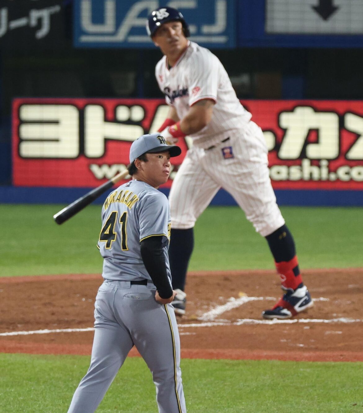 阪神 村上頌樹がまさか…今季初の1イニング2被弾で同点に追いつかれる 神宮の阪神ファンから悲鳴 7回3失点で降板(デイリースポーツ) – Yahoo!ニュース – Yahoo!ニュース 阪神 村上頌樹がまさか…今季初の1イニング2被弾で同点に追いつかれる 神宮の阪神ファンから悲鳴 7回3失点で降板(デイリースポーツ) - Yahoo!ニュース - Yahoo!ニュース