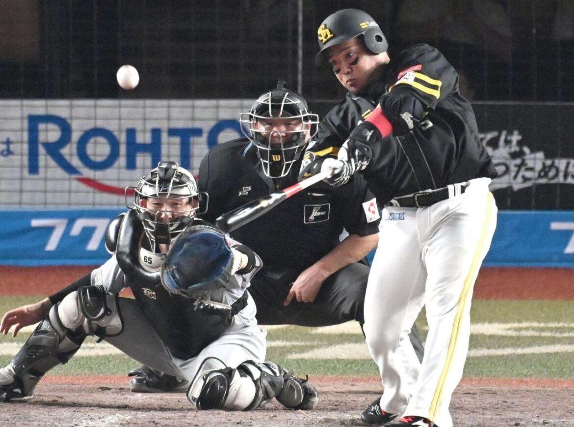 丸刈りの山川穂高、復活のどすこい！グランドスラム 2年連続9度目の2桁到達 2軍再調整をへて、即スタメンで豪快弾（西スポWEB OTTO！） - Yahoo!ニュース - Yahoo!ニュース