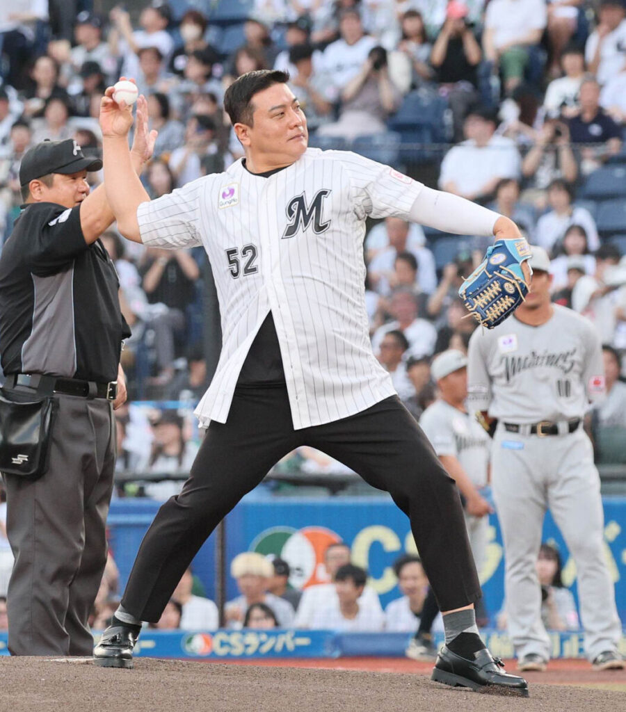 【ロッテ】韓国出身のＯＢスラッガーが始球式を終えて「とても光栄です。うれしくて感動しました」（スポーツ報知） - Yahoo!ニュース - Yahoo!ニュース