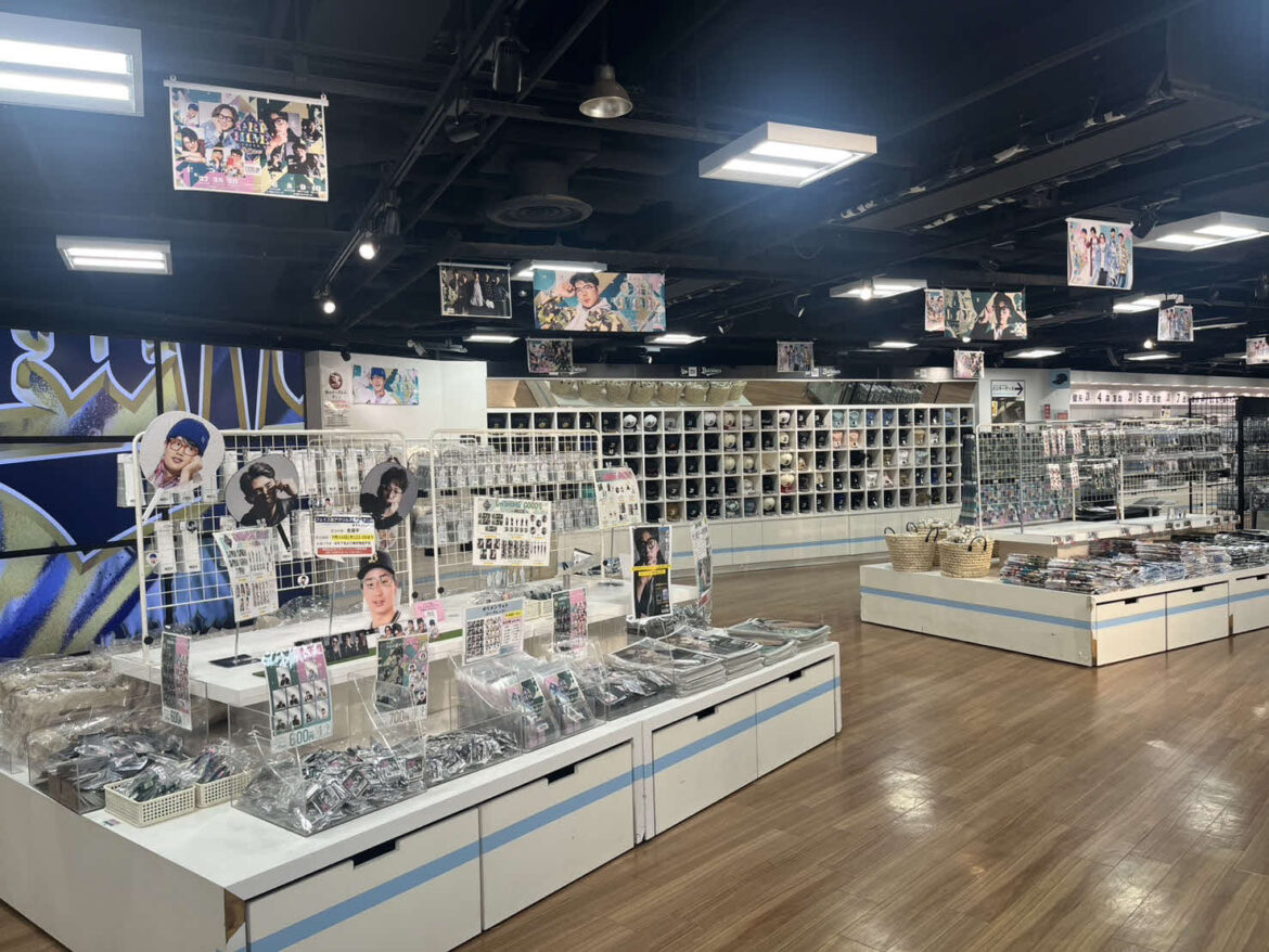 【オリックス】大盛況！毎年恒例オリ姫デー初日はグッズショップに約400人長蛇の列（日刊スポーツ） - Yahoo!ニュース - Yahoo!ニュース