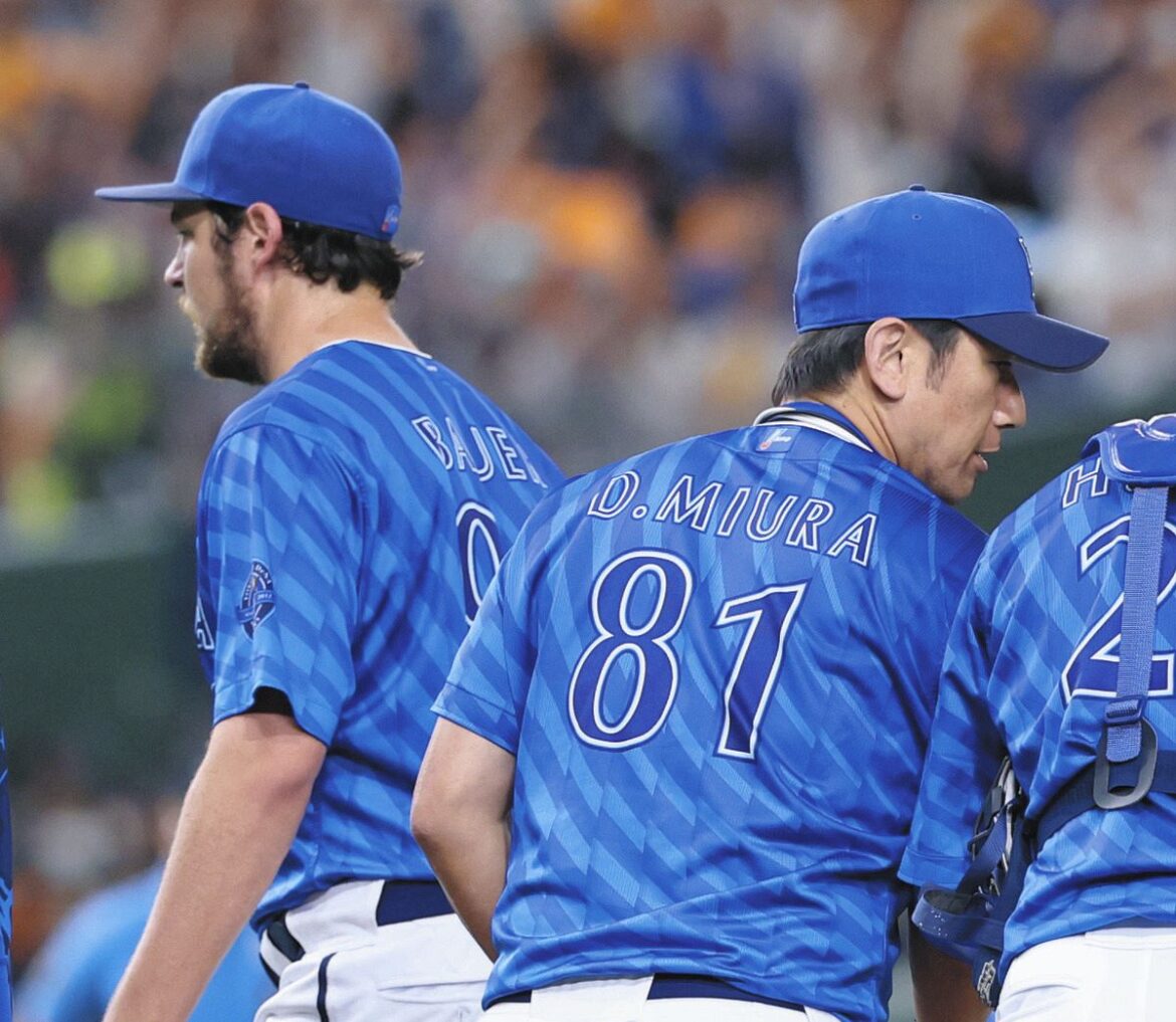 DeNA・バウアー５失点KO、コーチに何かをまくしたてベンチ裏へ消える（中日スポーツ） - Yahoo!ニュース - Yahoo!ニュース