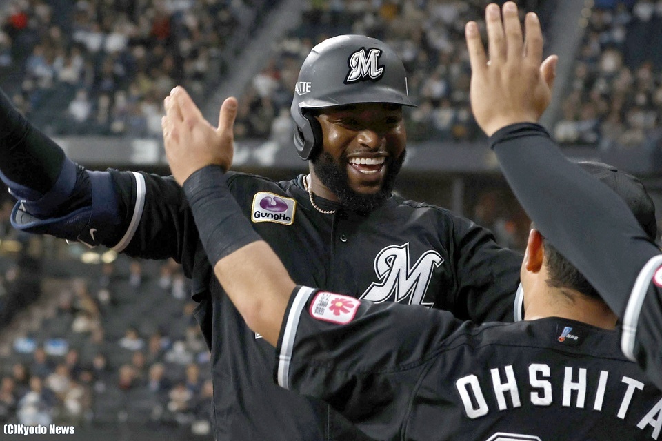 ロッテ、若手、助っ人が打って勝った!五十嵐氏「ソト、ポランコの状態がどんどん上がっていくと…」(ベースボールキング) – Yahoo!ニュース – Yahoo!ニュース ロッテ、若手、助っ人が打って勝った!五十嵐氏「ソト、ポランコの状態がどんどん上がっていくと…」(ベースボールキング) - Yahoo!ニュース - Yahoo!ニュース