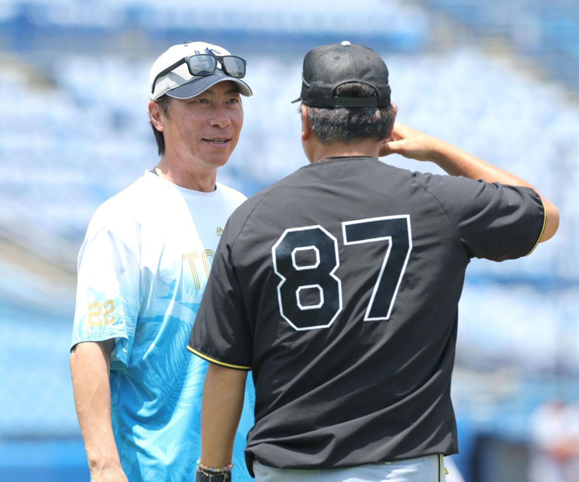 ヤクルト・高津監督が３日連続で虎野村コーチのあいさつ受ける 親交の深さ物語るワンシーン（デイリースポーツ） - Yahoo!ニュース - Yahoo!ニュース