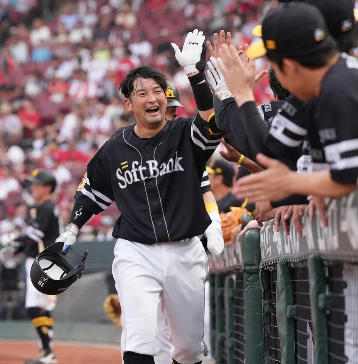 ソフトバンク同僚が嶺井博希こそがプロ中のプロと認める理由「僕が着いたとき汗ダラダラで…」 - スポニチ Sponichi Annex 野球