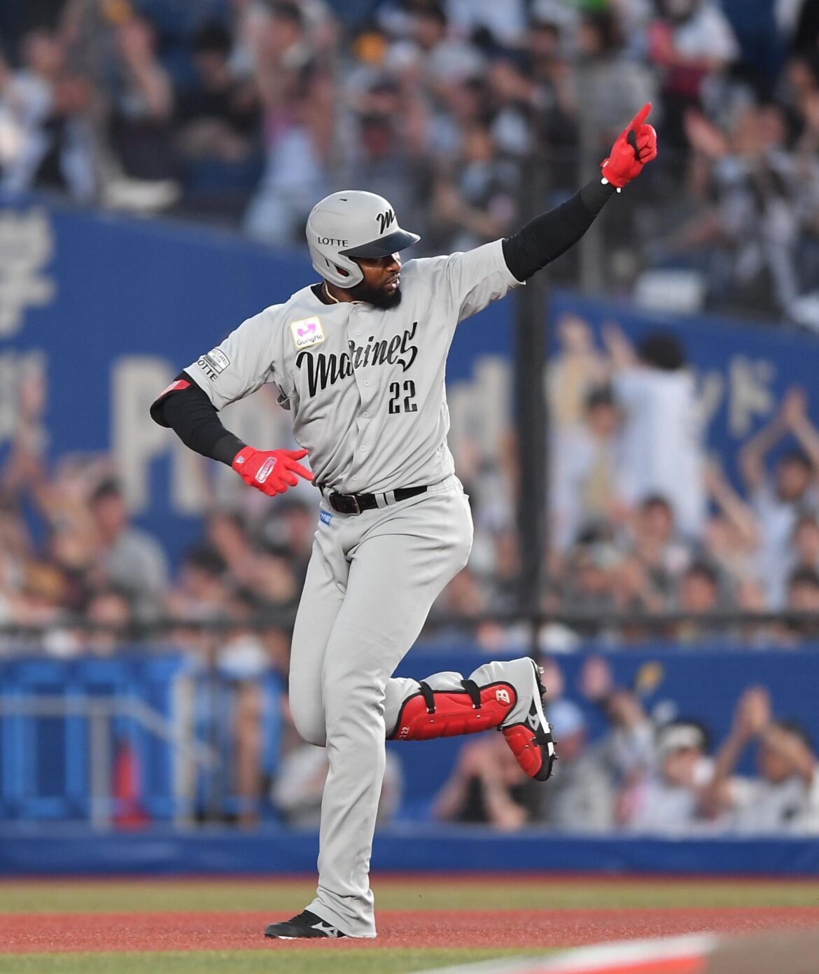 ロッテ ポランコが「右肩亜脱臼による炎症」で登録抹消 前日三塁コーチと接触「肉体的援助」でアウトに(デイリースポーツ) – Yahoo!ニュース – Yahoo!ニュース ロッテ ポランコが「右肩亜脱臼による炎症」で登録抹消 前日三塁コーチと接触「肉体的援助」でアウトに(デイリースポーツ) - Yahoo!ニュース - Yahoo!ニュース