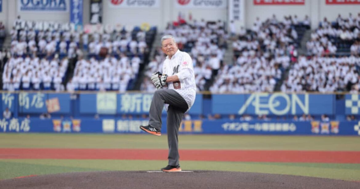 千葉ロッテ、始球式で川淵三郎氏登板「ワンバウンドは残念でしたが、ベストを尽くせた」 - 産経ニュース