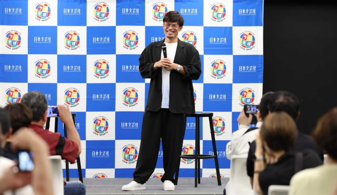 千葉ロッテ・東北楽天でプレーし、昨シーズンは指揮官として東北楽天ゴールデンイーグルスの監督を務めた今江敏晃さんが『ラブすぽ』トークショーに初登場！【「ラブすぽ」トークショーレポート】 - ラブすぽ