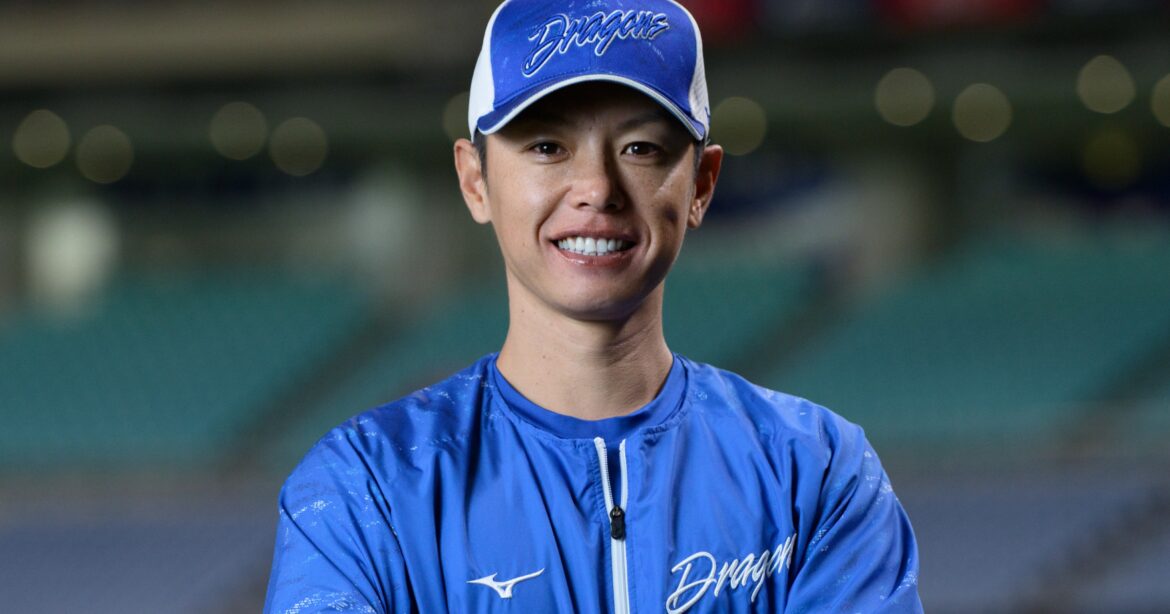 落合博満「浅尾で打たれたらしょうがない」中日・浅尾拓也コーチ40歳の今…忘れられない落合監督のコメント「落合さん、僕には何も言わないんです」 - プロ野球 - Number Web