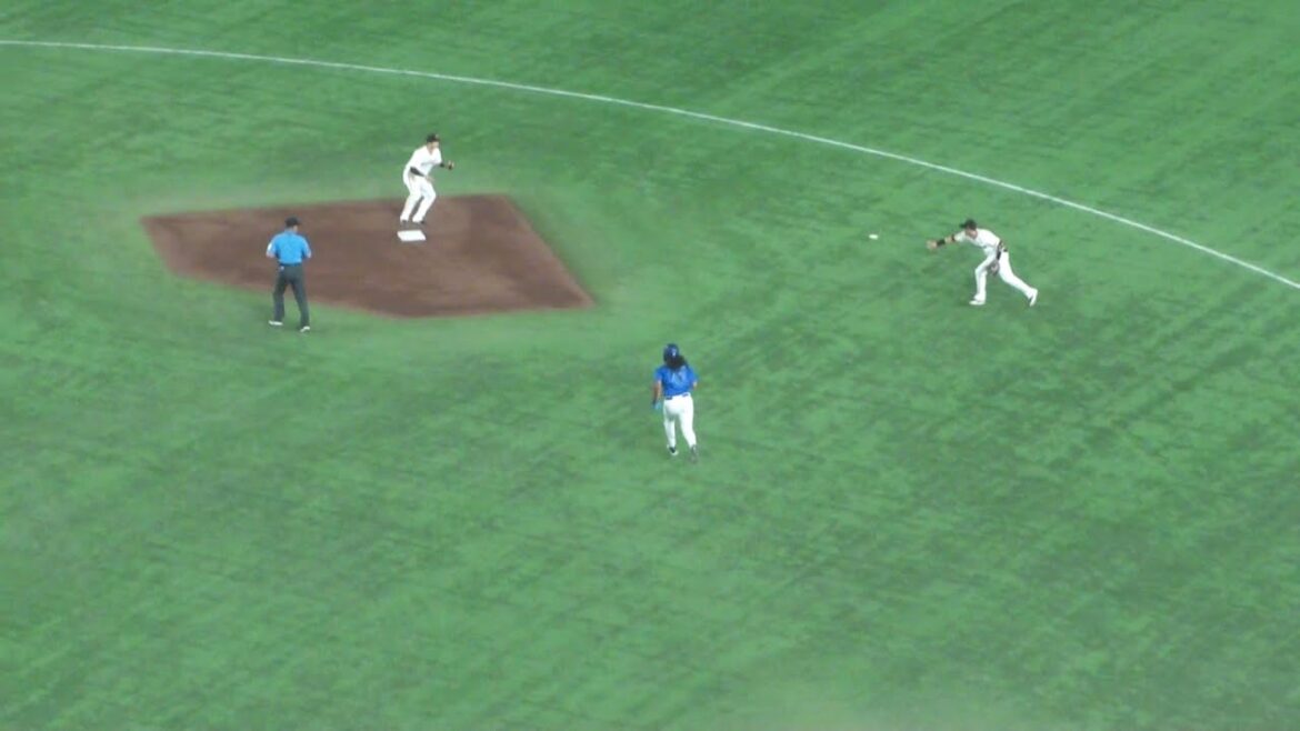 巨人 吉川尚輝のバックトスによる、463のダブルプレー　巨人 vs DeNA　2025年6月29日(日) 東京ドーム