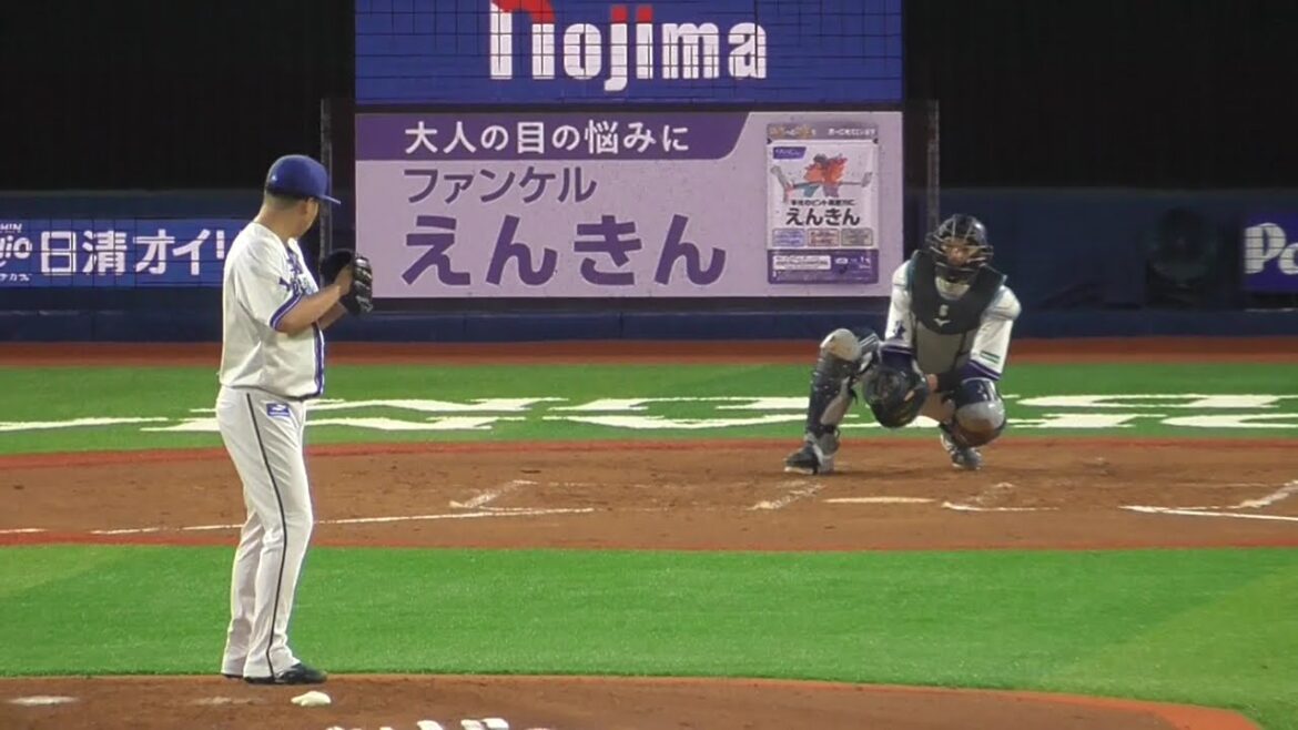 2025年7月1日 中日戦・伊勢 大夢 投手の準備投球(ボールデッド中)