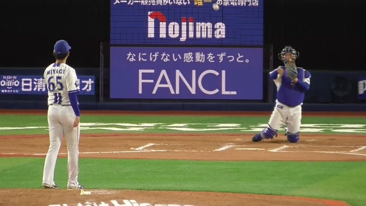 2025年7月3日 中日戦 ・宮城 滝太 投手の準備投球（ボールデッド中）