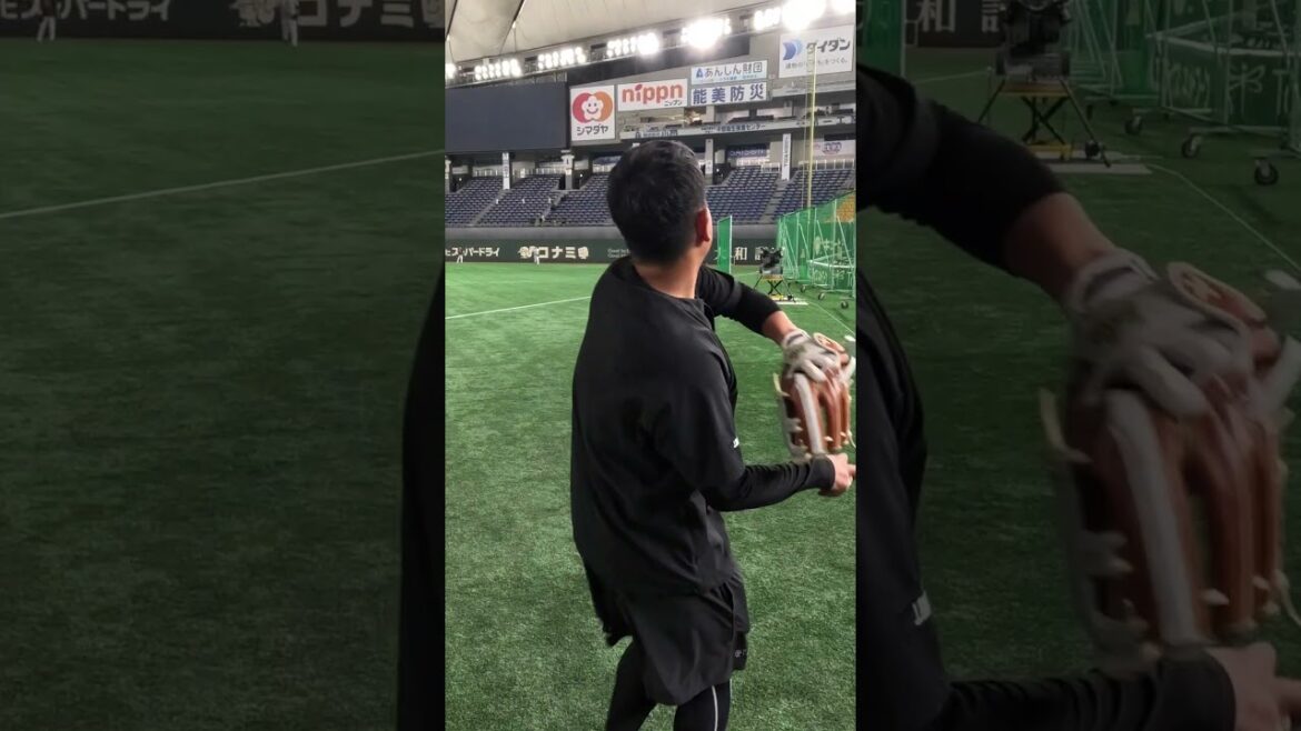 小林誠司と全力キャッチボール！ #shorts