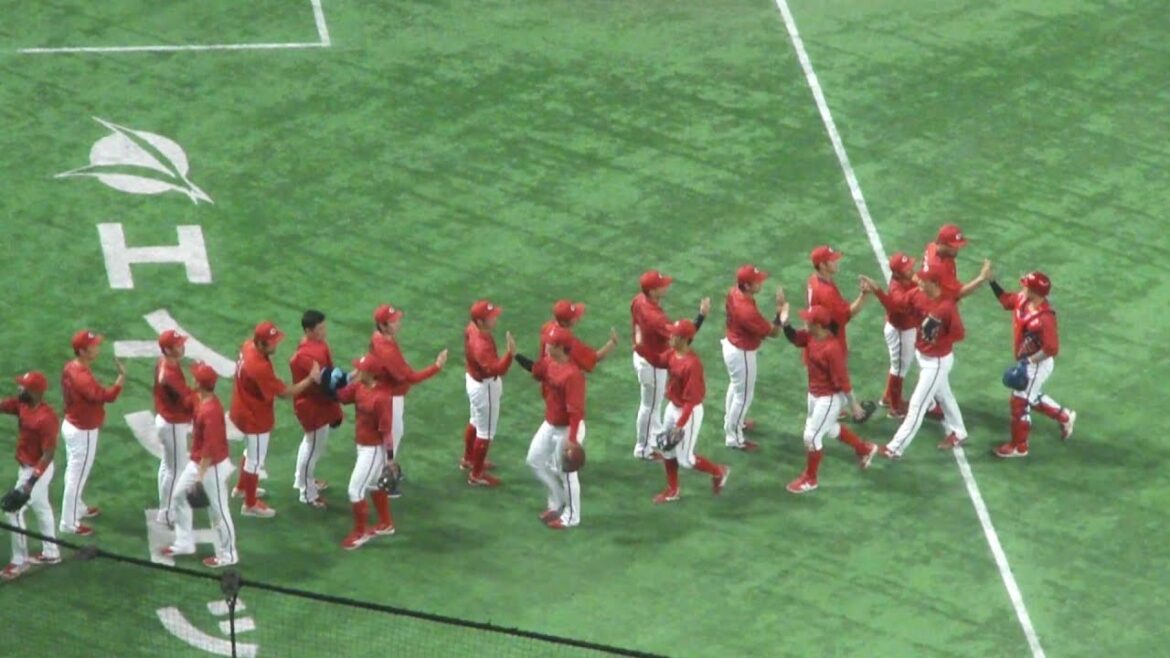 広島東洋カープ 岡本駿が小林誠司をセンターフライに打ち取り、引き分けで試合終了　巨人 0 - 0 広島　2025年7月5日(土) 東京ドーム