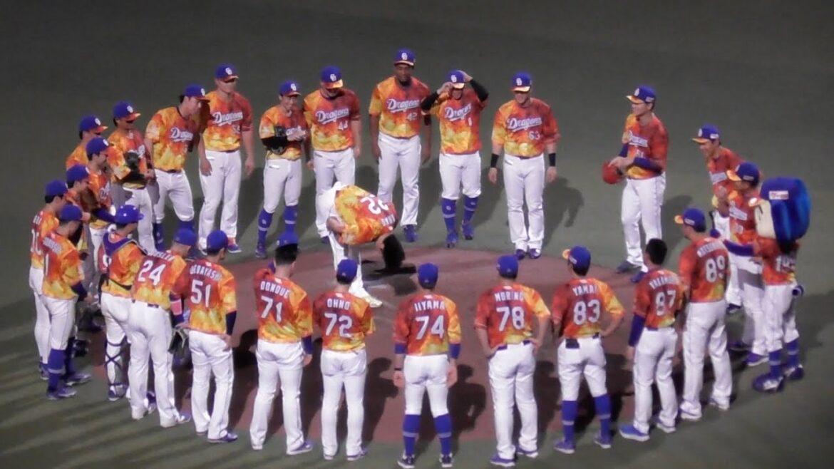 ドアラが撮影　勝利の円陣で大野雄大が謝りまくる　中日ドラゴンズVS東京ヤクルトスワローズ　2025/07/04