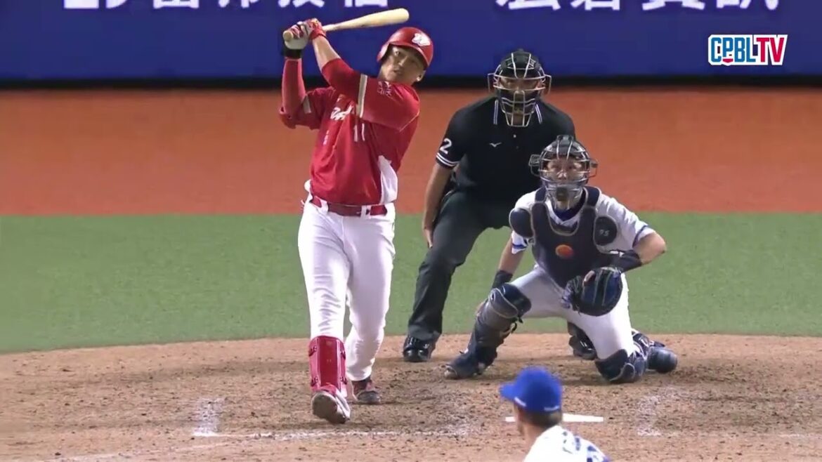 06/13 味全 VS 富邦 九局上，富邦派上張奕登板投球，卻遭龍隊連續狙擊攻下兩分，味全3:2