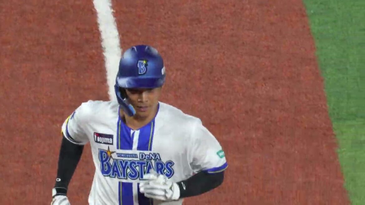 【輝く京田】古巣からHRを放つ京田陽太(2025.7.3/横浜スタジアム）