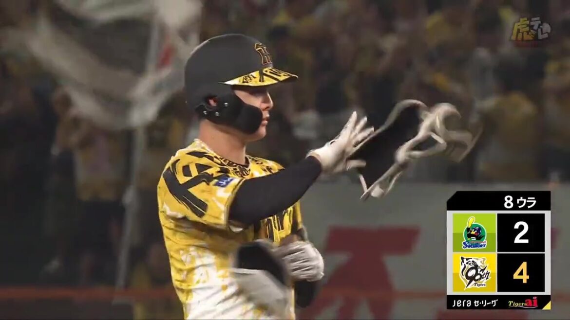 【光る勝負強さ】8回裏、#小幡竜平 選手の左中間を破るタイムリーツーベースヒット！ 【2025/7/12Ｔ－S】