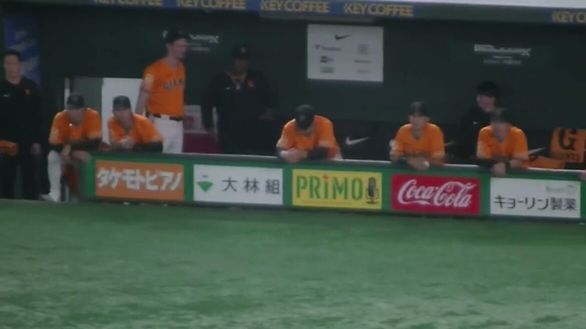 ウィーラーとなんか話してるケラー＜読売ジャイアンツ対 日本ハムファイターズ2025年6月17日＞